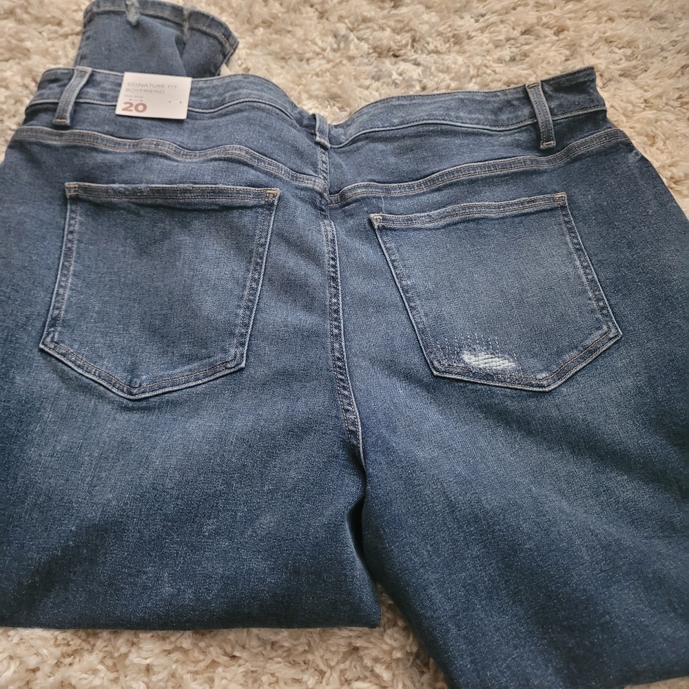 Lane Bryant Signature Fit Mid Rise Boyfriend Jeans